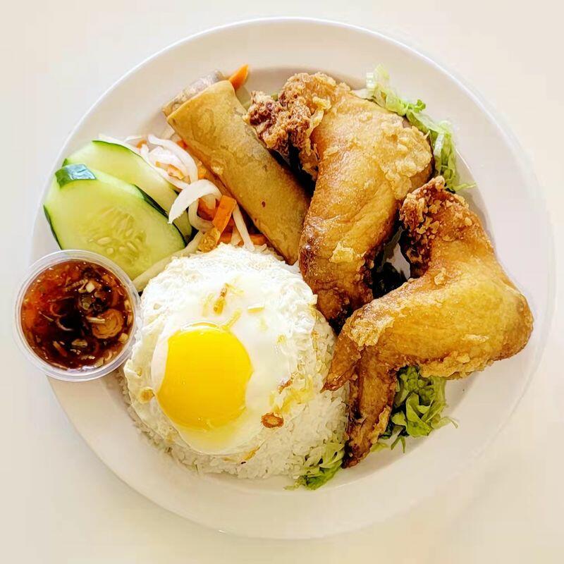 #12 Fried Chicken Wings & Rice